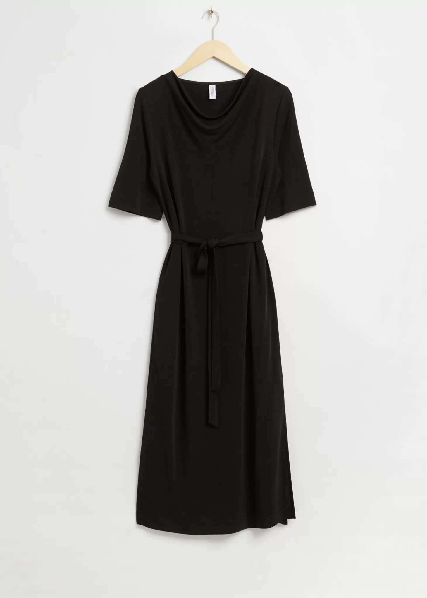 Cheap & Other Stories Baelte Waterfall Boatneck Kjole Sort