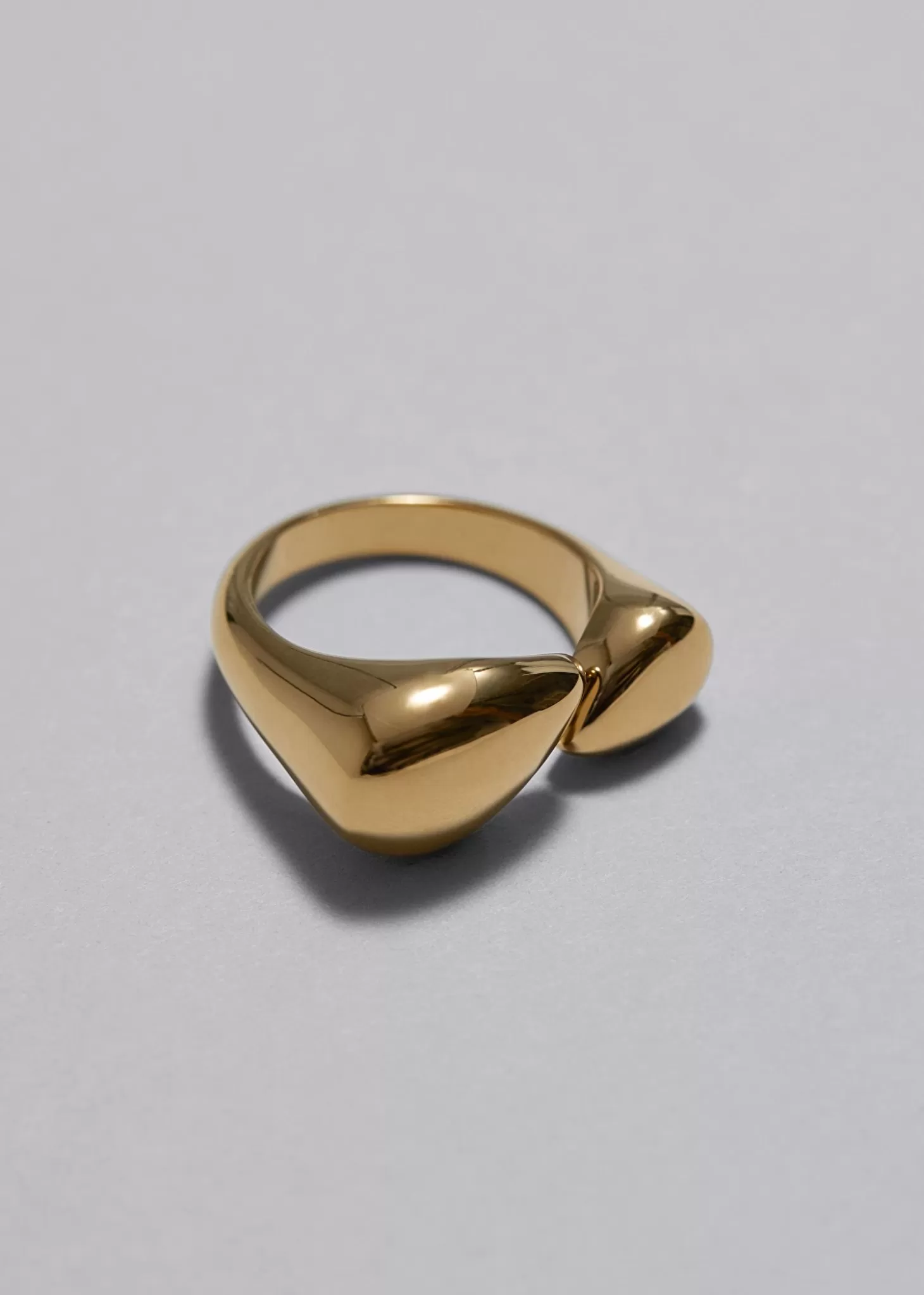 Cheap & Other Stories Chunky Aben Ring Guld