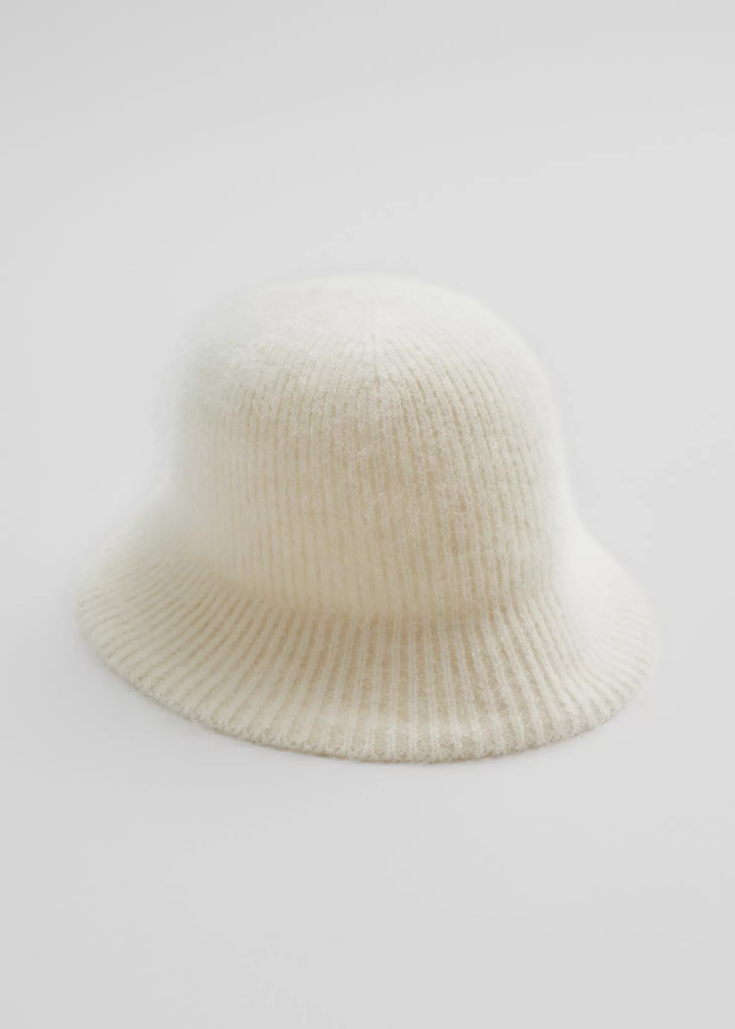 Discount & Other Stories Fuzzy Bucket Hat Flode