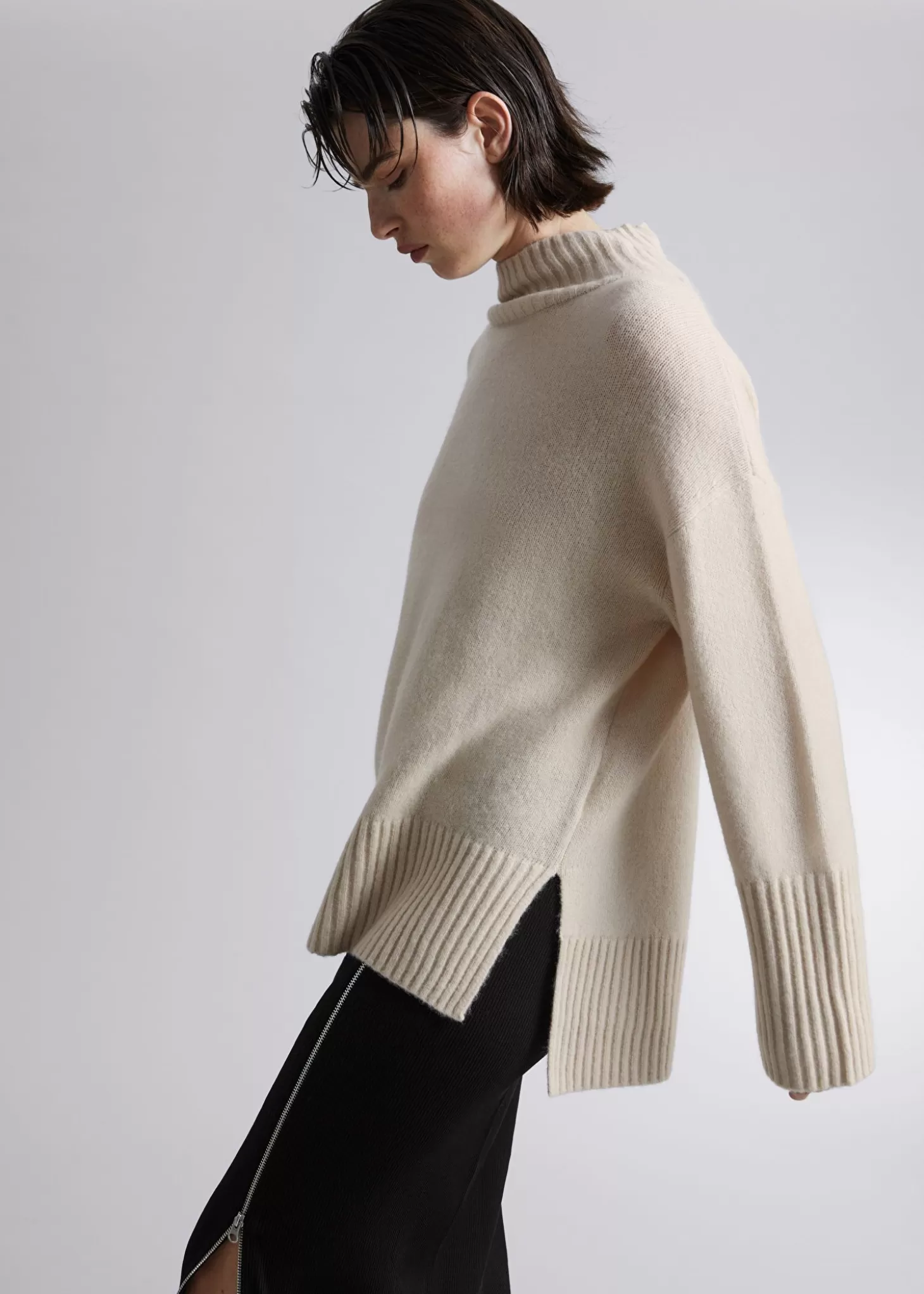 Clearance & Other Stories Mock-Neck Striktroje Beige
