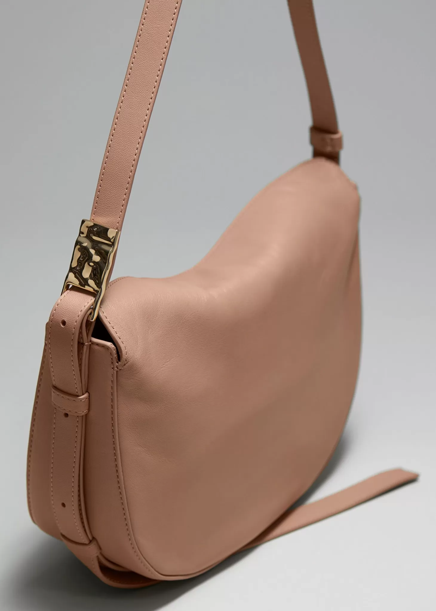 Discount & Other Stories Skuldertaske I Laeder Beige
