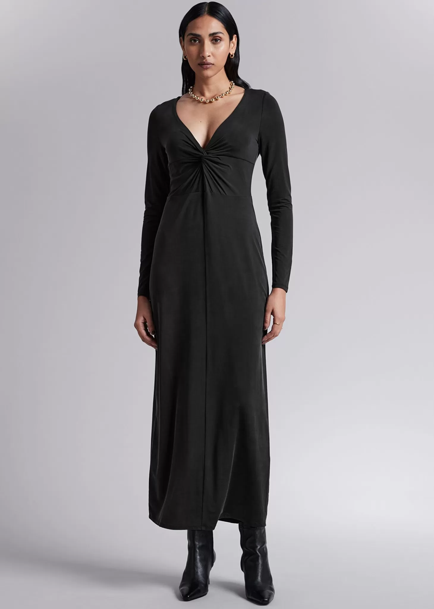 Discount & Other Stories Twist-Detaljeret Midikjole Sort