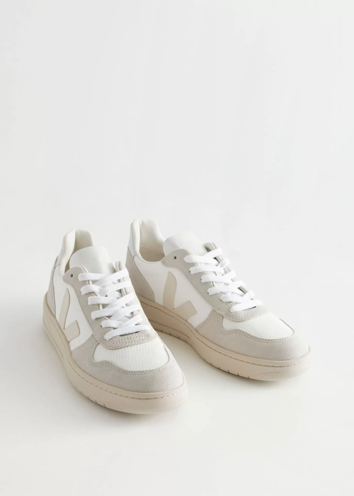 Store & Other Stories Veja V-10 Sneakers Hvid/Beige